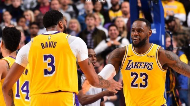 NBA-詹姆斯补篮绝杀凯尔特人，湖人终结七连胜登顶东部引热议